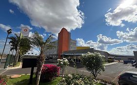 Golden Tower Aeroporto - Lizz - by Fênix Hotéis